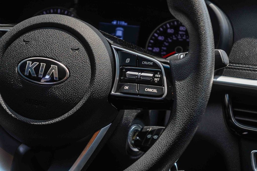 Thumbnail: 2020 Kia Optima - 24