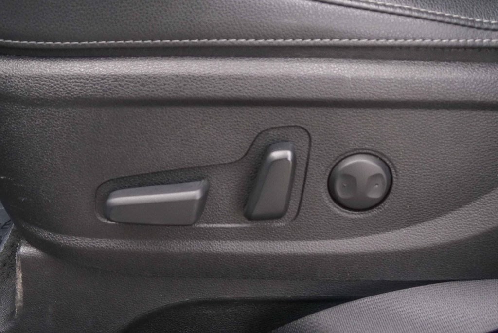 Thumbnail: 2021 Kia Telluride - 28