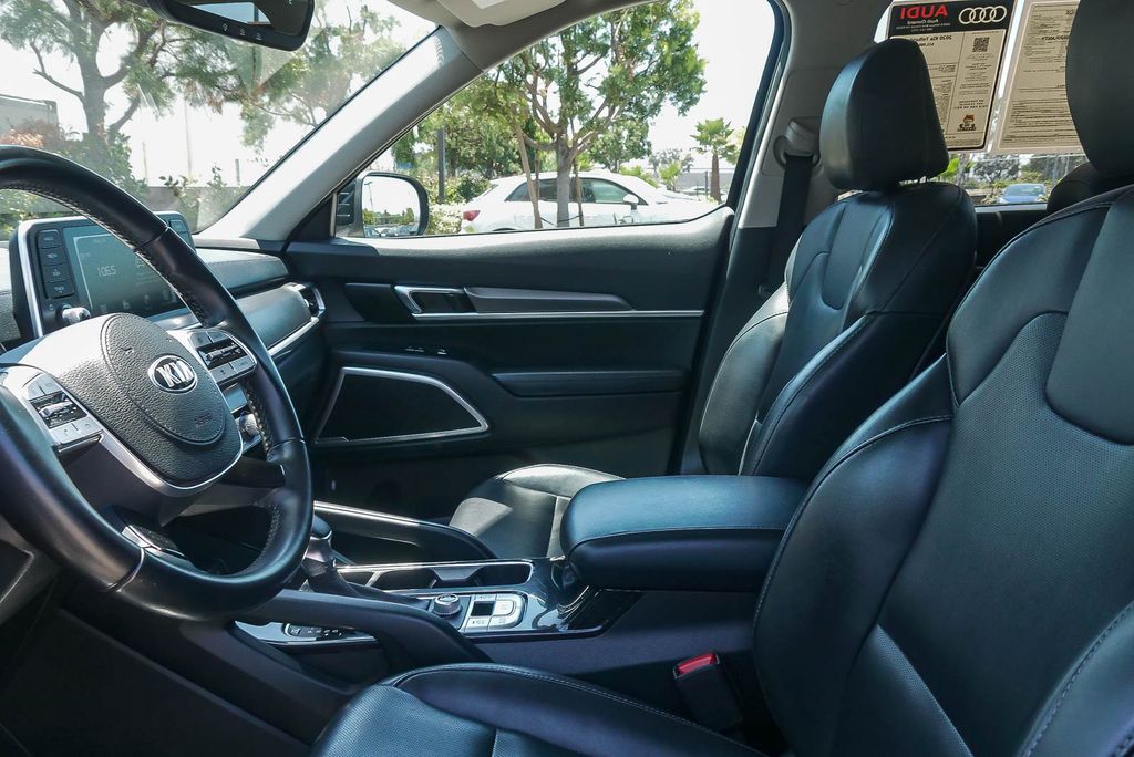 Thumbnail: 2020 Kia Telluride - 11