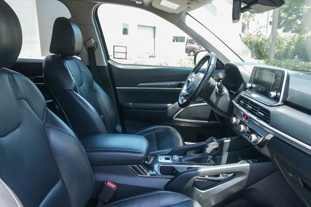 Thumbnail: 2020 Kia Telluride - 10