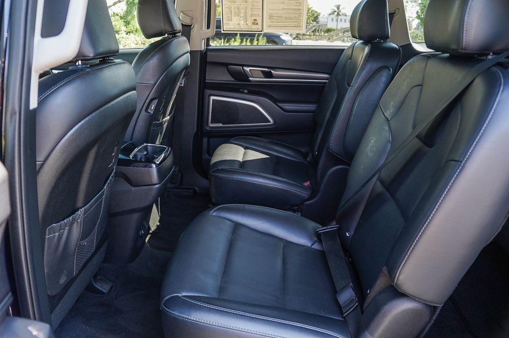 Thumbnail: 2020 Kia Telluride - 12