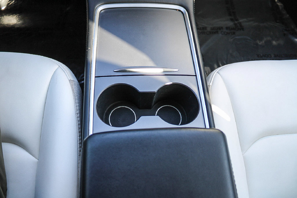 Thumbnail: 2023 Tesla Model 3 - 14