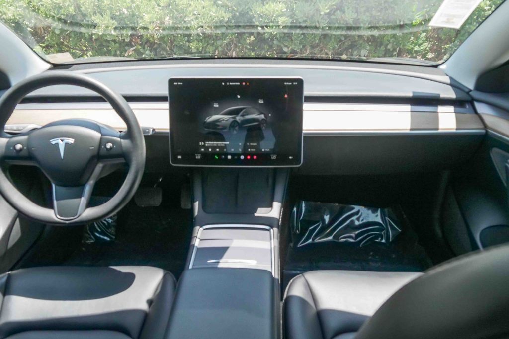Thumbnail: 2023 Tesla Model 3 - 2