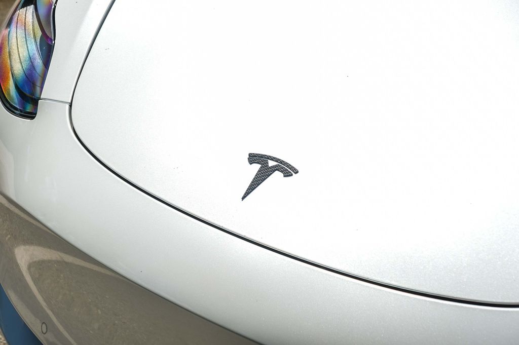 Thumbnail: 2021 Tesla Model 3 - 6