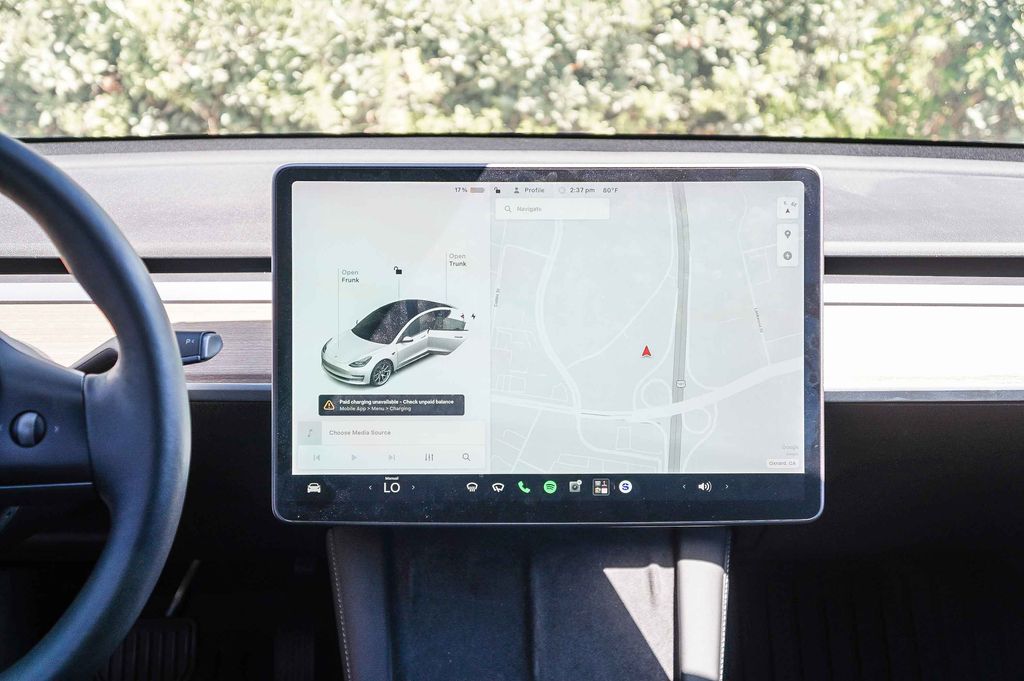 Thumbnail: 2021 Tesla Model 3 - 11