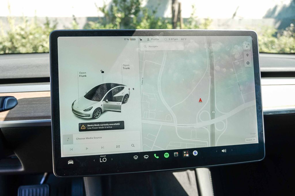 Thumbnail: 2021 Tesla Model 3 - 19