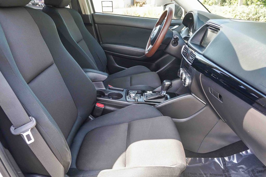 Thumbnail: 2016 Mazda CX-5 - 10