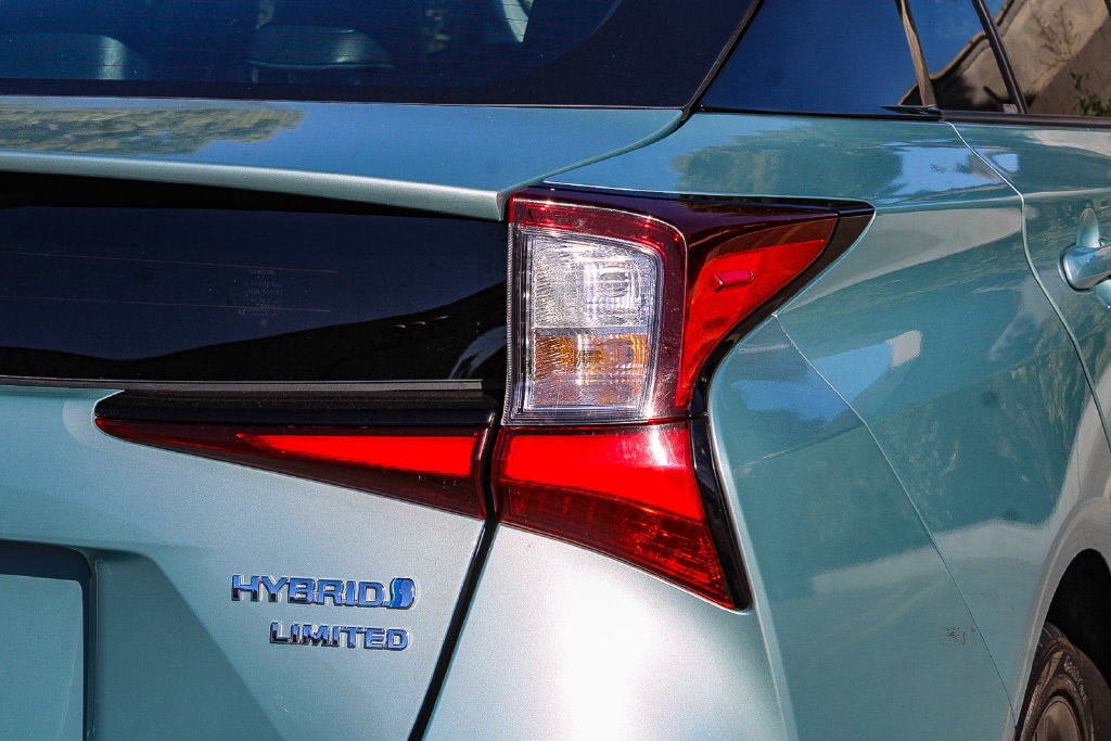 Thumbnail: 2021 Toyota Prius - 15