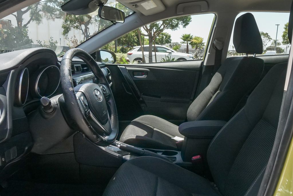 Thumbnail: 2017 Toyota Corolla iM - 7