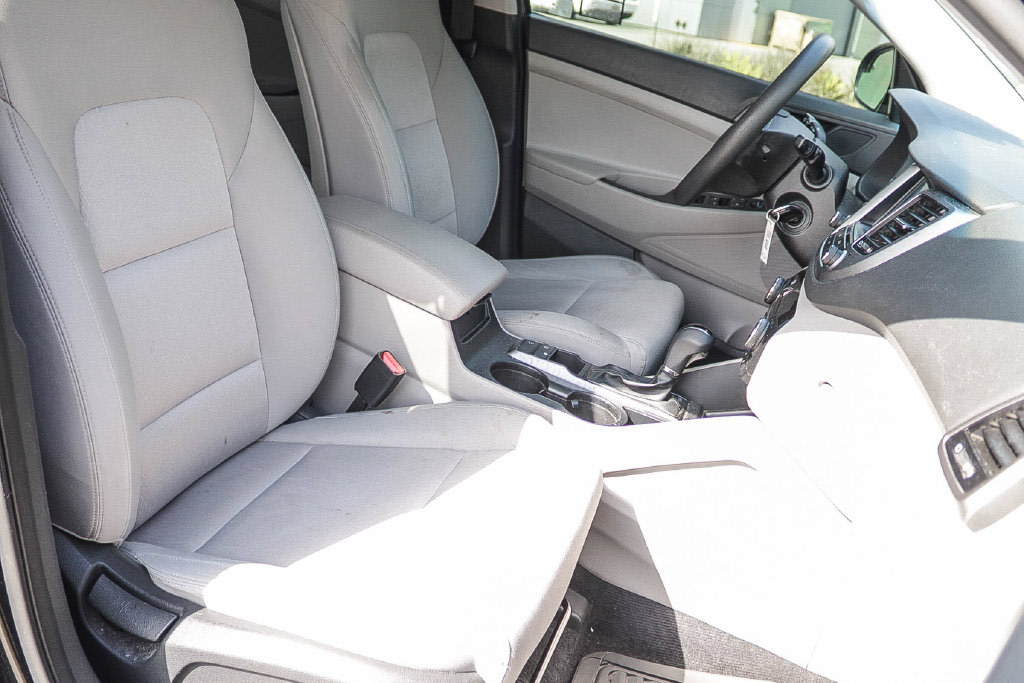 Thumbnail: 2018 Hyundai Tucson - 9