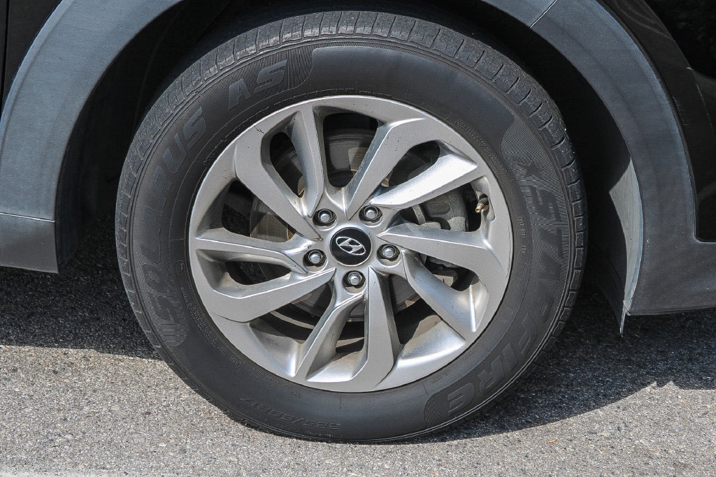 Thumbnail: 2018 Hyundai Tucson - 17