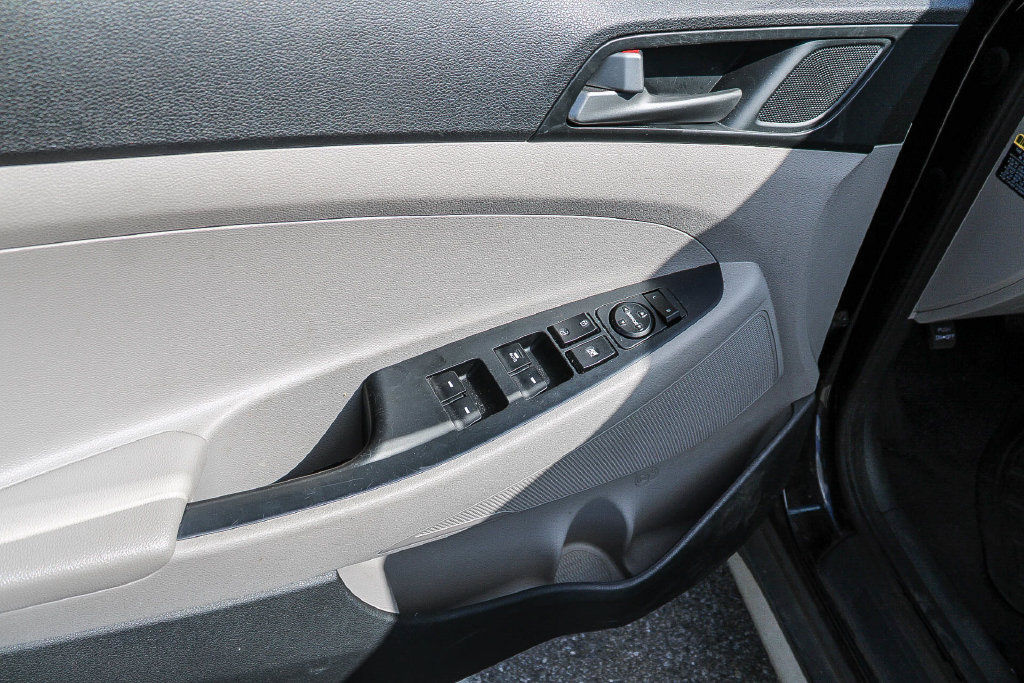 Thumbnail: 2018 Hyundai Tucson - 21