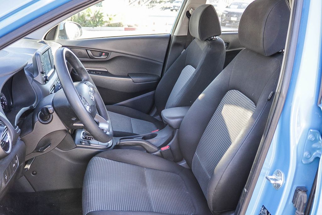 Thumbnail: 2019 Hyundai Kona - 10
