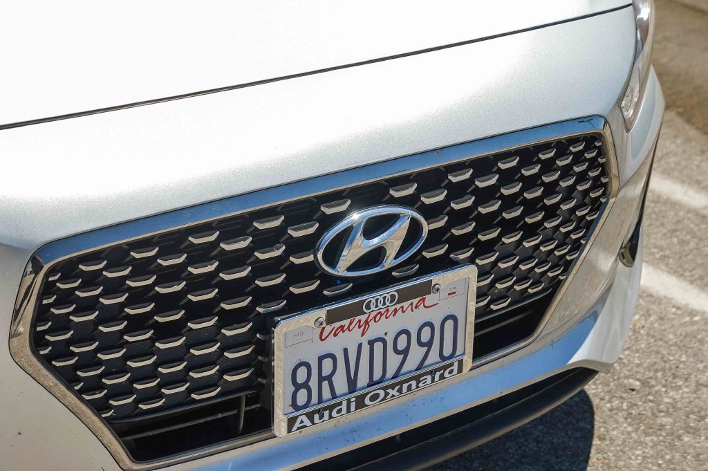 Thumbnail: 2019 Hyundai Elantra - 13