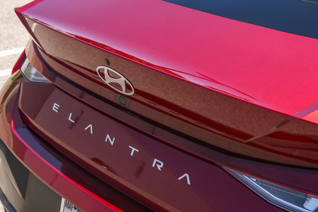 Thumbnail: 2024 Hyundai Elantra - 23