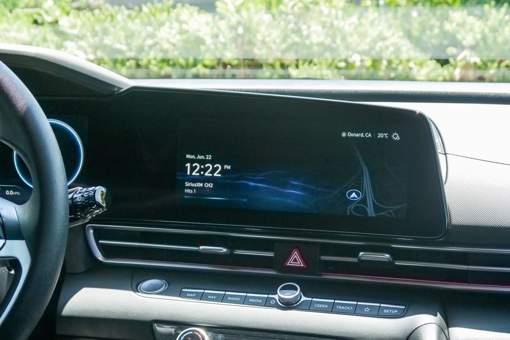 Thumbnail: 2024 Hyundai Elantra - 14