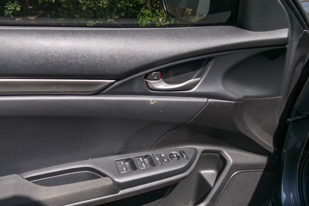 Thumbnail: 2019 Honda Civic - 14