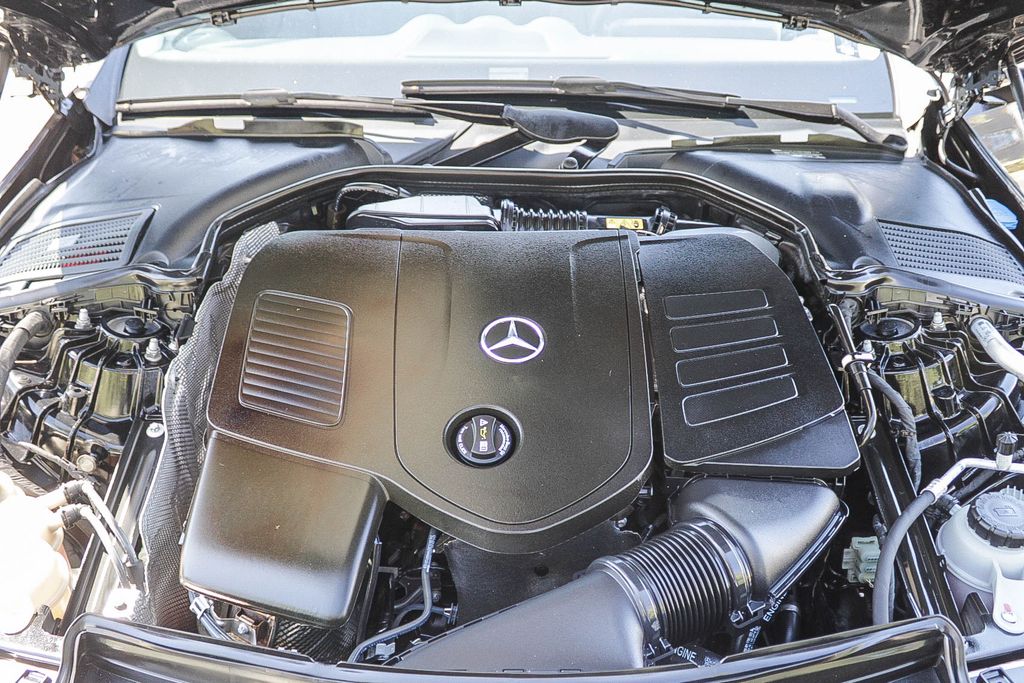 Thumbnail: 2023 Mercedes-Benz C-Class - 7