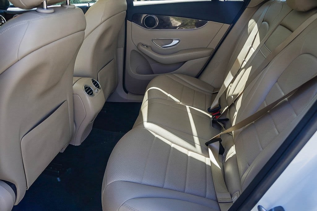 Thumbnail: 2022 Mercedes-Benz GLC - 12