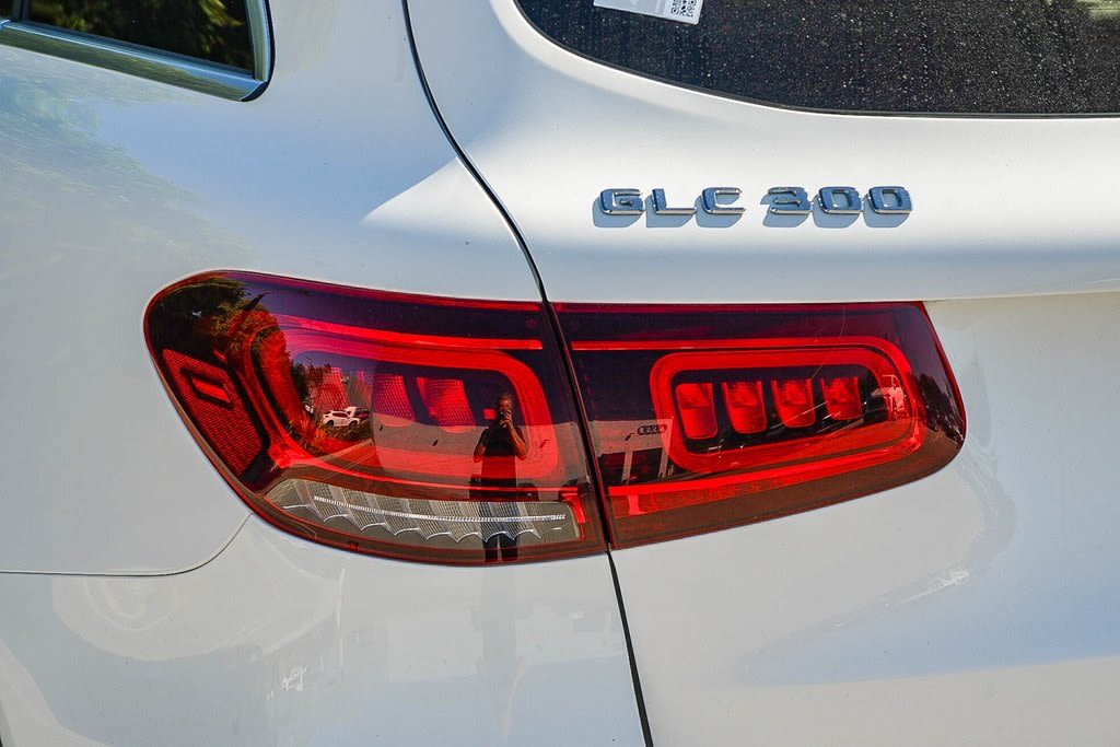 Thumbnail: 2022 Mercedes-Benz GLC - 20