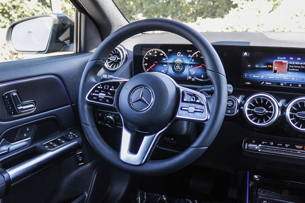 Thumbnail: 2023 Mercedes-Benz GLA - 8