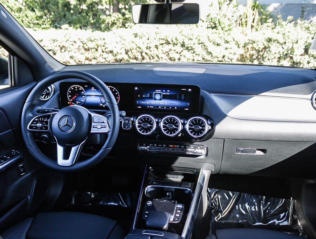 Thumbnail: 2023 Mercedes-Benz GLA - 2