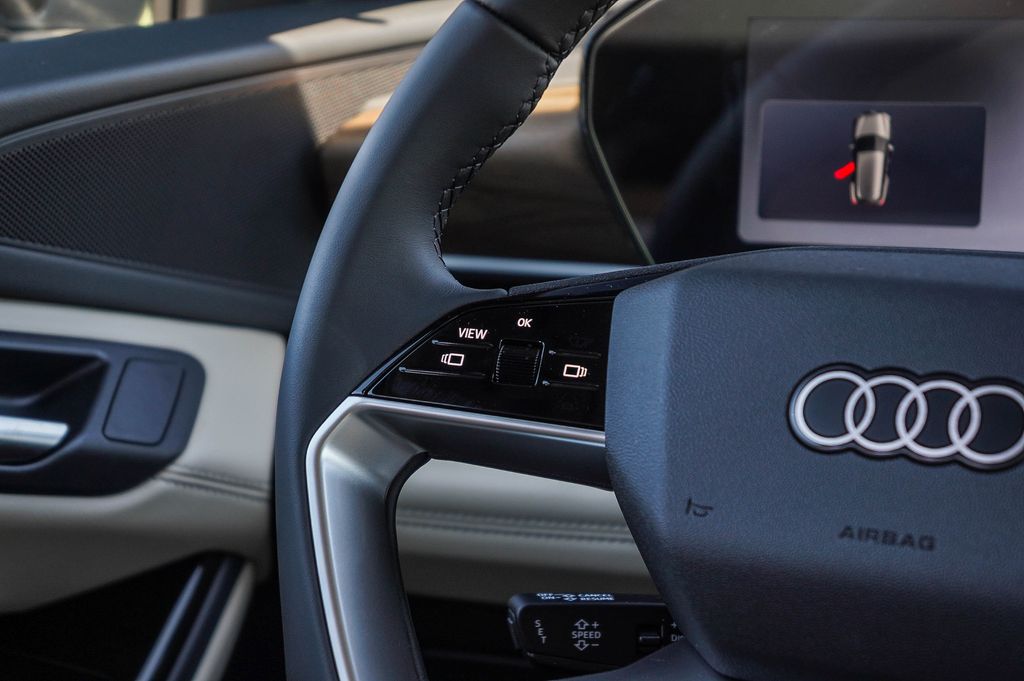 Thumbnail: 2027 Audi Q6 e-tron - 22