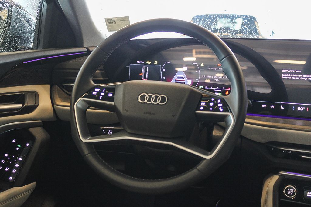 Thumbnail: 2025 Audi Q5 - 9