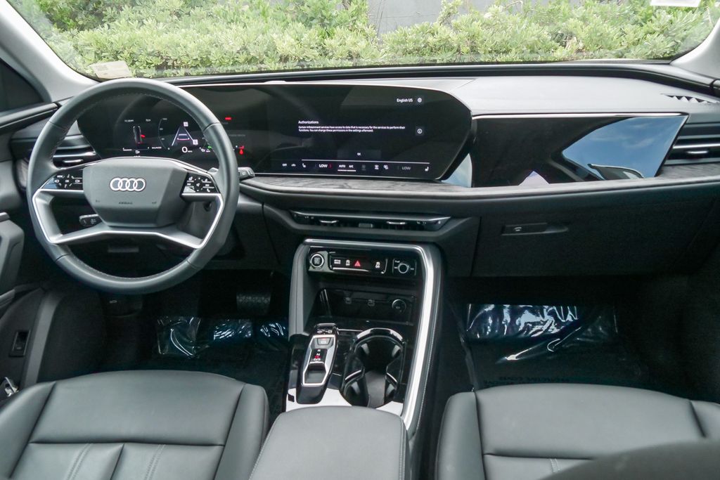 Thumbnail: 2025 Audi Q5 - 2