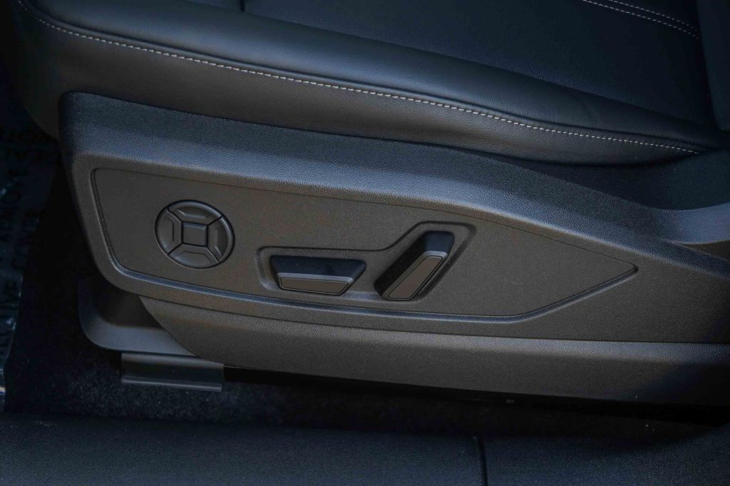 Thumbnail: 2026 Audi Q5 - 26
