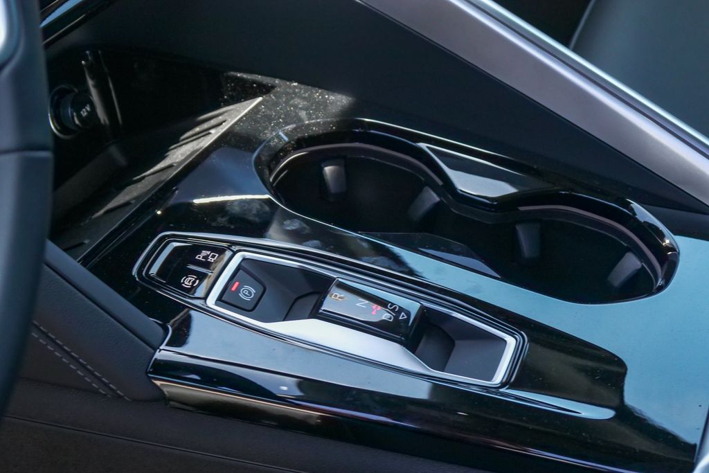 Thumbnail: 2026 Audi Q5 - 15