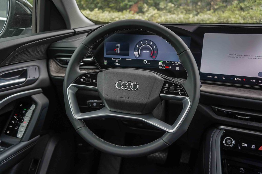 Thumbnail: 2026 Audi Q5 - 9