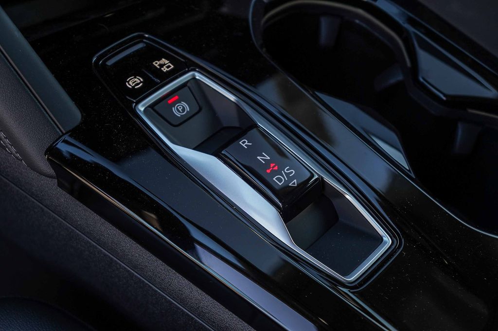 Thumbnail: 2026 Audi Q5 - 14