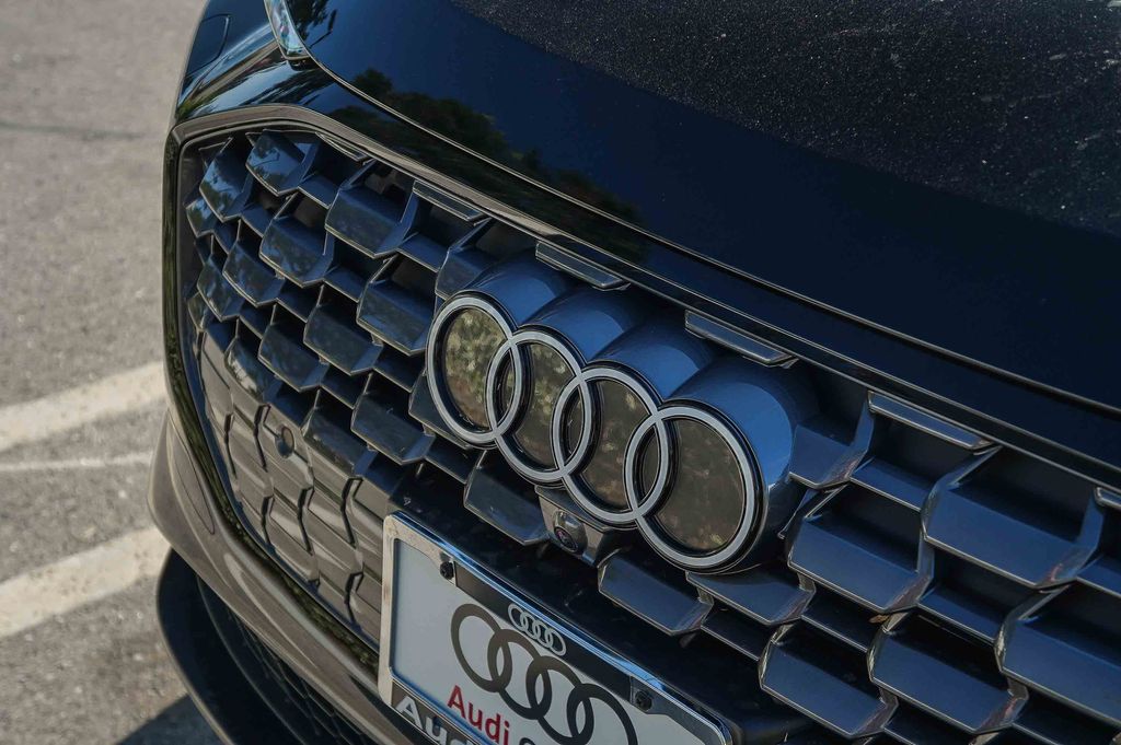Thumbnail: 2026 Audi Q5 - 19