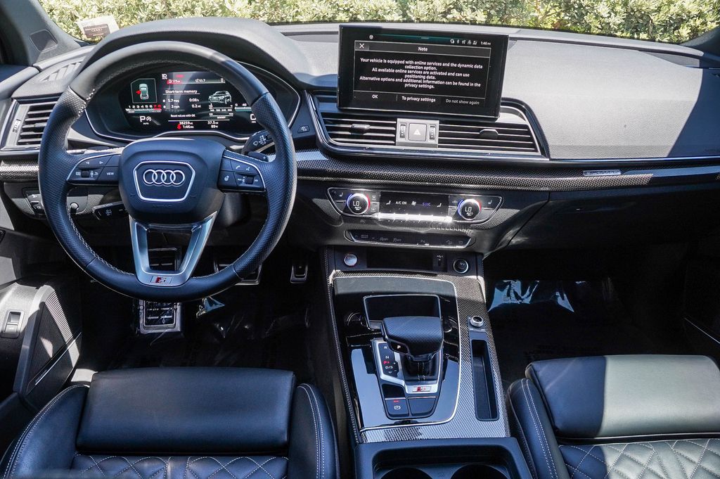 Thumbnail: 2023 Audi SQ5 - 2