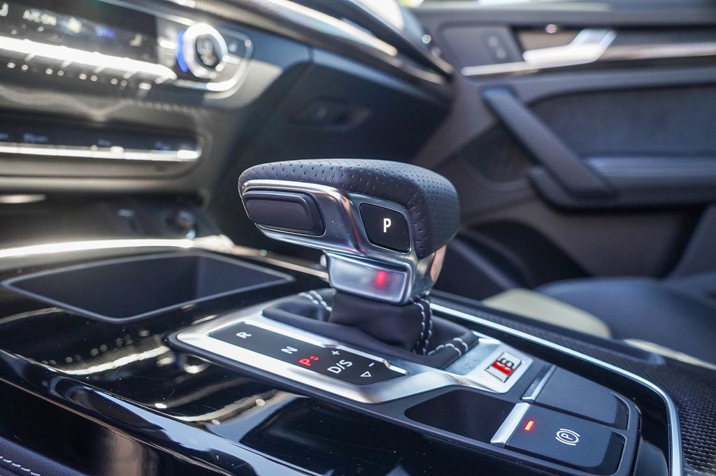 Thumbnail: 2023 Audi SQ5 - 29