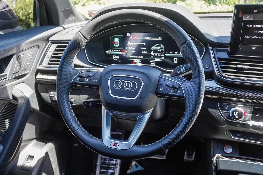 Thumbnail: 2023 Audi SQ5 - 9