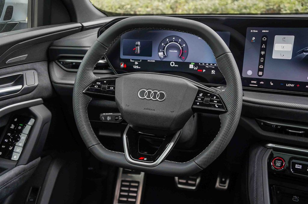 Thumbnail: 2026 Audi SQ5 - 9