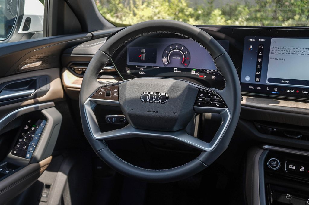 Thumbnail: 2026 Audi Q5 - 9