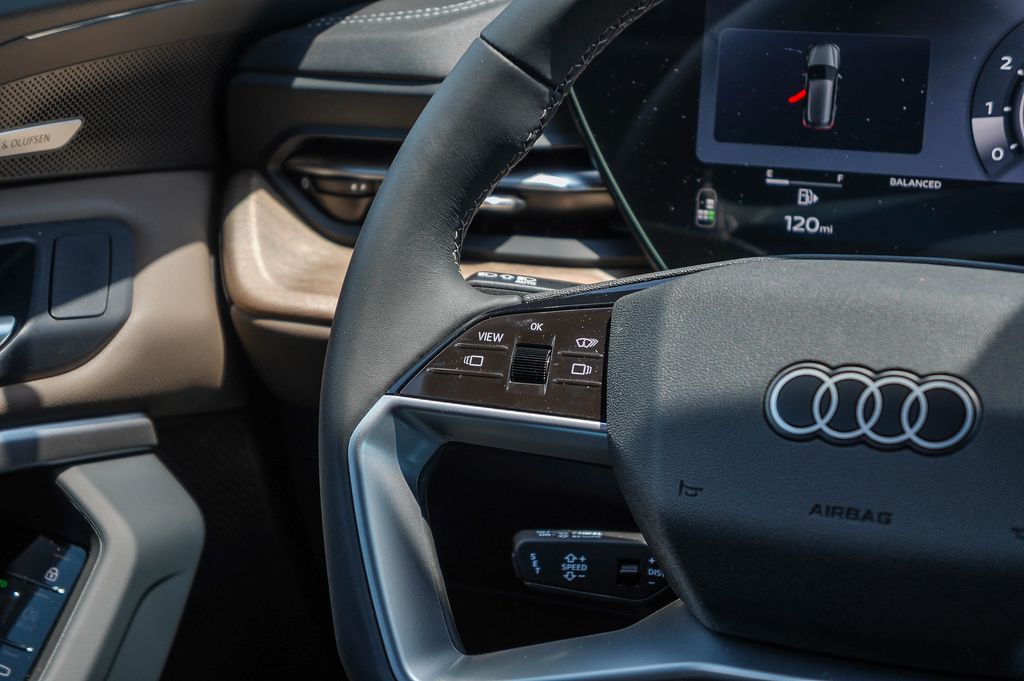 Thumbnail: 2026 Audi Q5 - 23