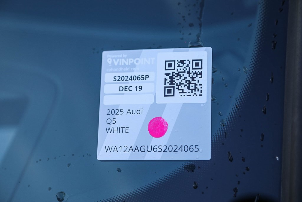 Thumbnail: 2025 Audi Q5 - 16