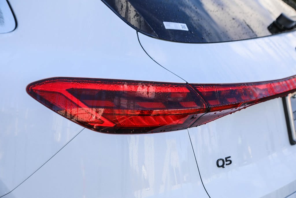 Thumbnail: 2025 Audi Q5 - 20