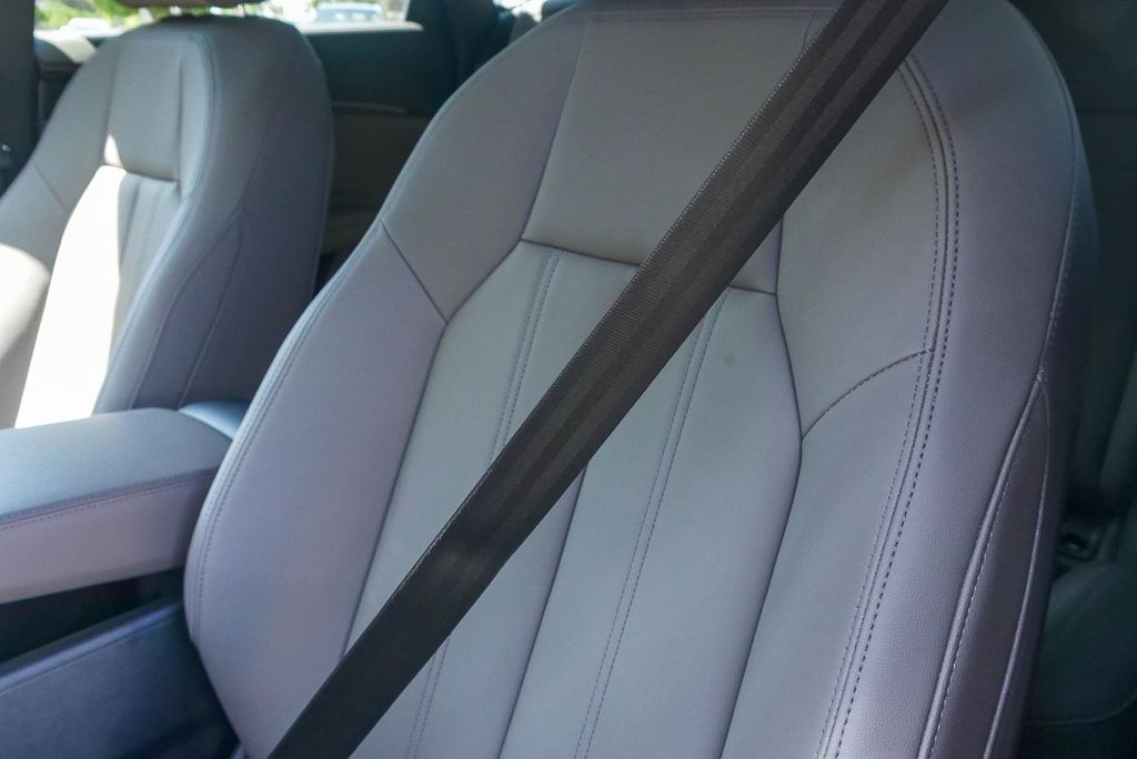 Thumbnail: 2025 Audi Q5 - 25