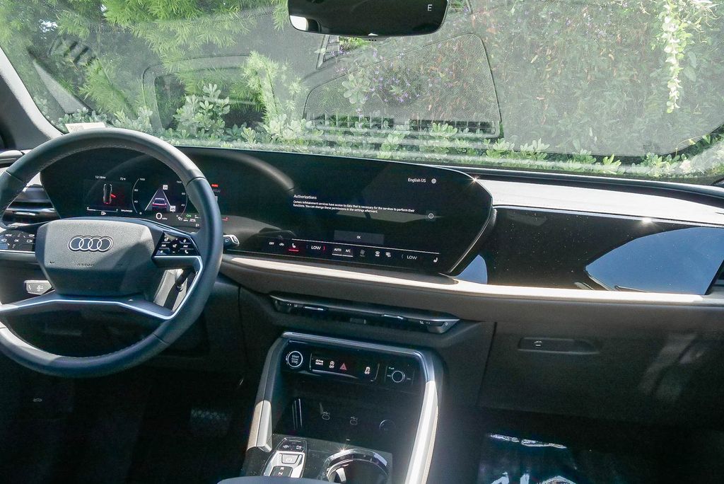 Thumbnail: 2025 Audi Q5 - 2