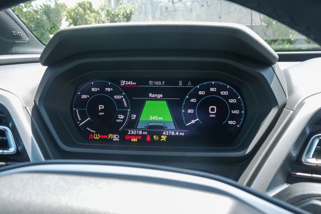 Thumbnail: 2024 Audi Q4 e-tron - 16