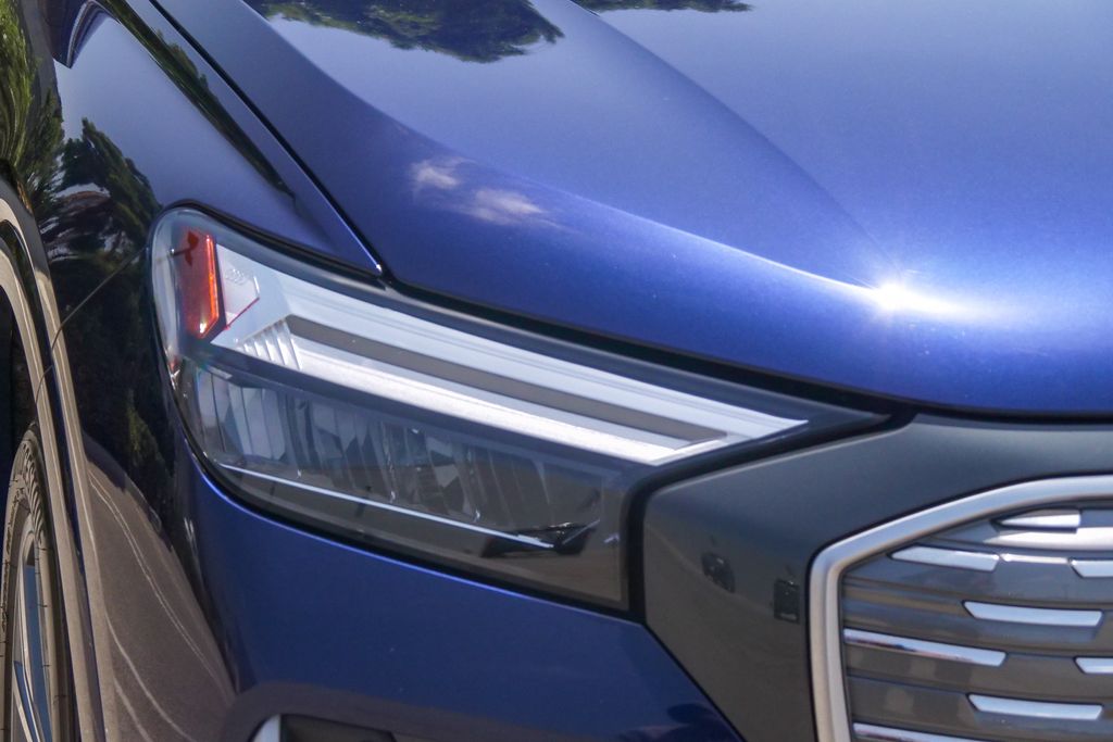 Thumbnail: 2024 Audi Q4 e-tron - 19