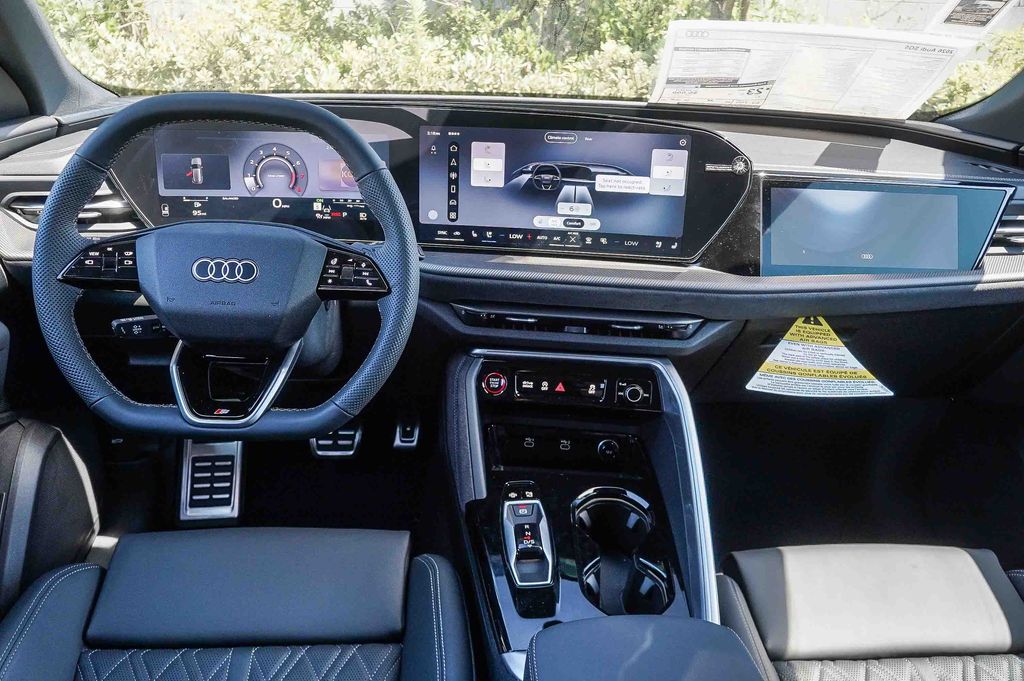 Thumbnail: 2026 Audi SQ5 - 2