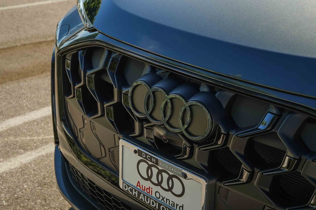Thumbnail: 2026 Audi Q5 - 18