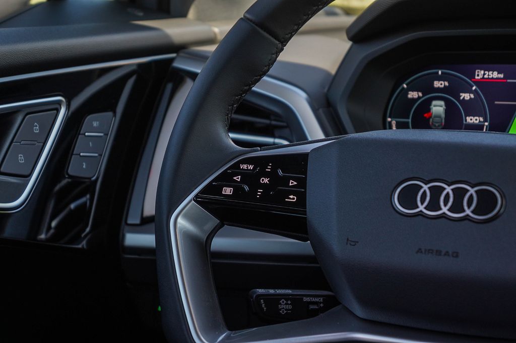 Thumbnail: 2024 Audi Q4 e-tron - 24