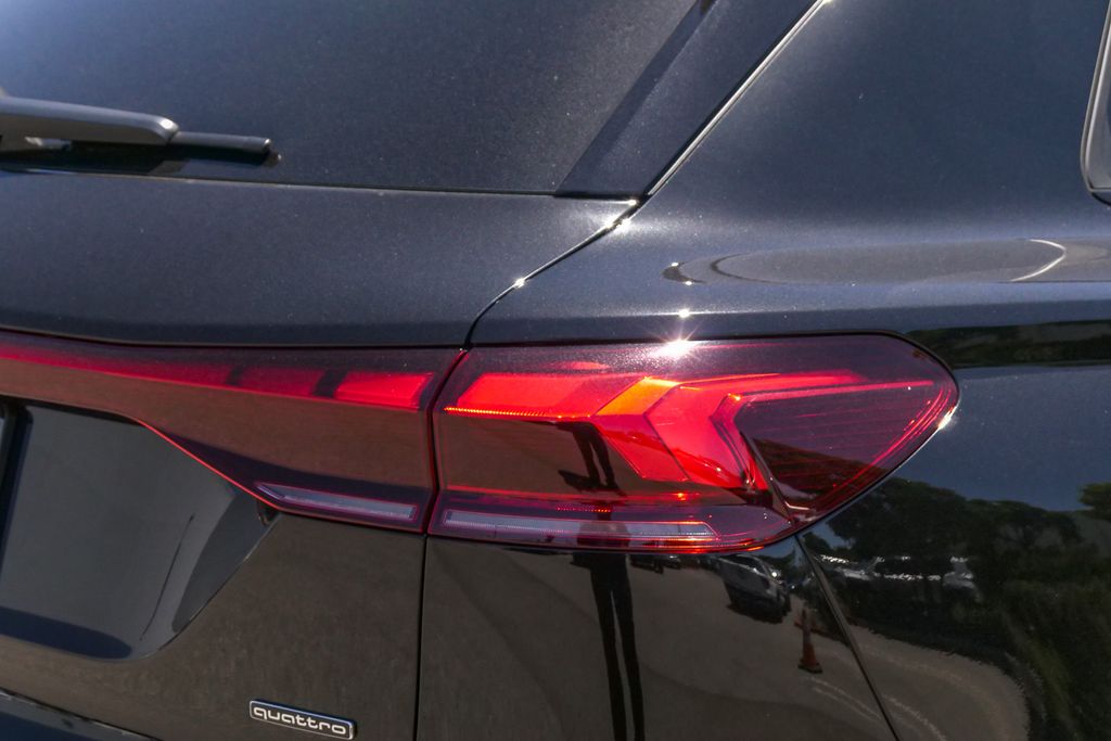 Thumbnail: 2027 Audi Q6 e-tron - 20